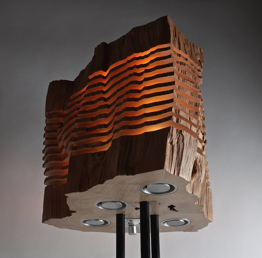 Split Grain is a series of lamps create by Los Angeles designer from various wood pieces and lights