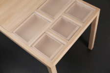 07 The central part of the table has a fixed surface, and materials can be stored on the left or right side