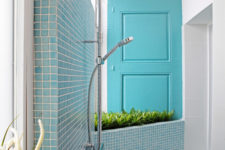 10 Greenery in the shower creates an impression of having a spa experience