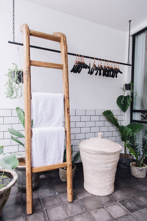 There's everything necessary even in an outdoor bathroom
