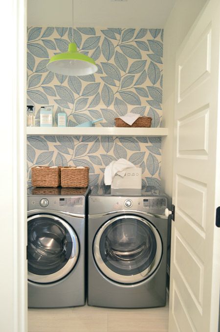 31 Wallpaper Accent Walls That Are Worth Pinning Digsdigs Light Patterned Wallpaper Accentuates The Laundry And Doesn T Make It Look Small
