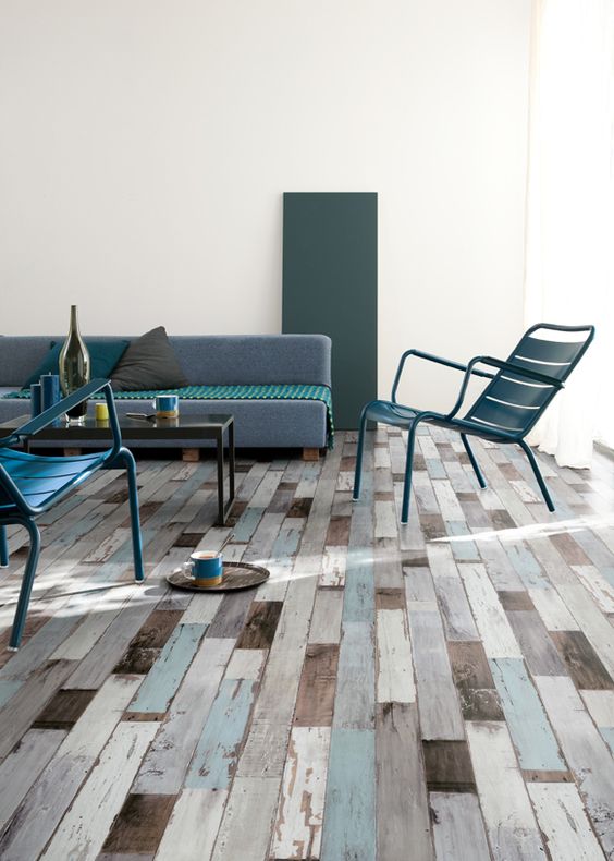 ocean-inspired vinyl planks for a seaside home