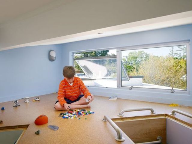 cork flooring in a kids' playroom keeps it clean