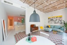 pastel-art-nouveau-apartment-in-barcelona-1