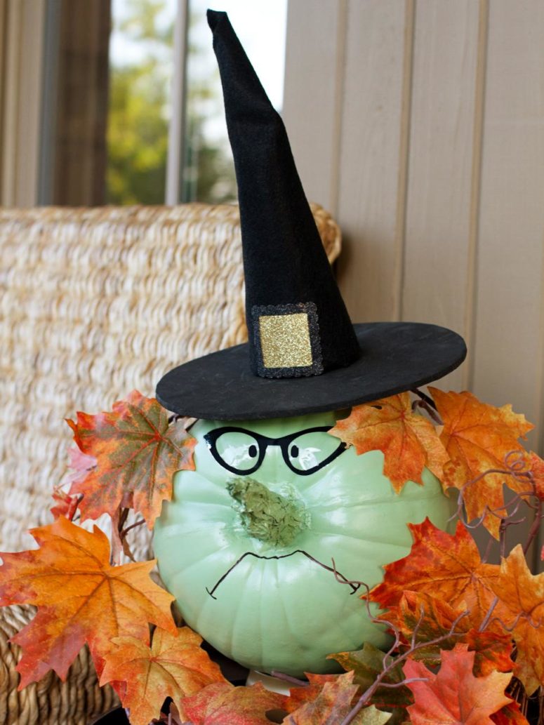 34 Witch Themed Halloween Decorations To Create An Ambience DigsDigs