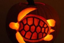 11 sea turtle pumpkin carving for seaside-inspired fall decor