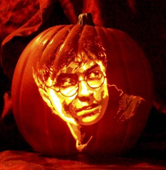 18 Harry Potter face pumpkin carving right like in the movie