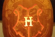 19 stunning Hogwarts pumpkin with a motto and emblem