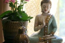 28 Buddha, a hand mudra and an unpretentious orchid bring a zen feel