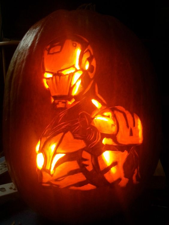 Iron Man from Avengers pumpkin lantern