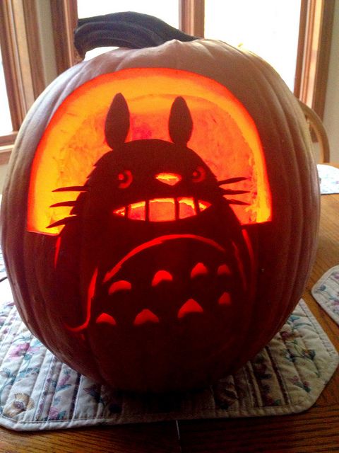 42 Geek And Nerdy Pumpkin Ideas For Halloween - DigsDigs