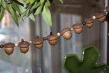 36 acorn and bead garland