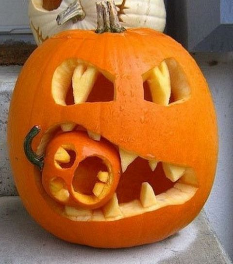 39 Fresh Pumpkin Carving Ideas That Won t Leave You Indifferent DigsDigs 39-fresh-pumpkin-carving-ideas-that-won-t-leave-you-indifferent-digsdigs