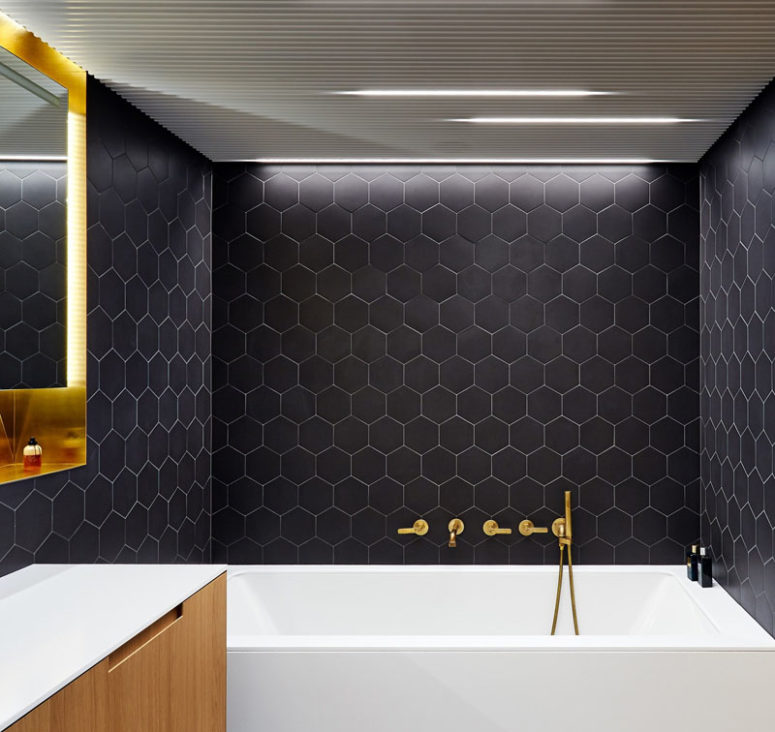 https://www.digsdigs.com/photos/2016/10/01-This-modern-bathroom-is-done-in-black-white-and-brass-for-an-elegant-and-laconic-look-775x732.jpg