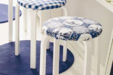 03 blue and white upholstering for IKEA Frosta