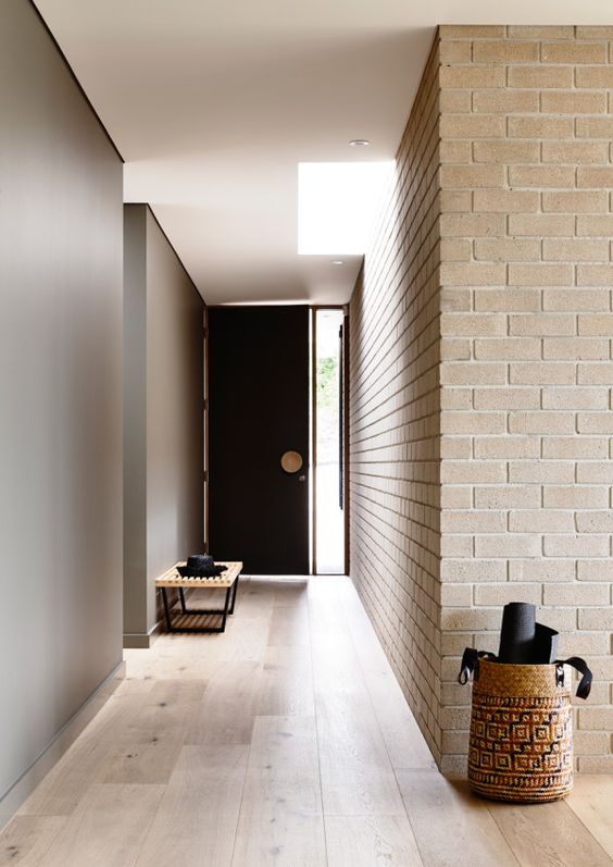 30 Trendy Brick Wall Ideas For Entryways - DigsDigs