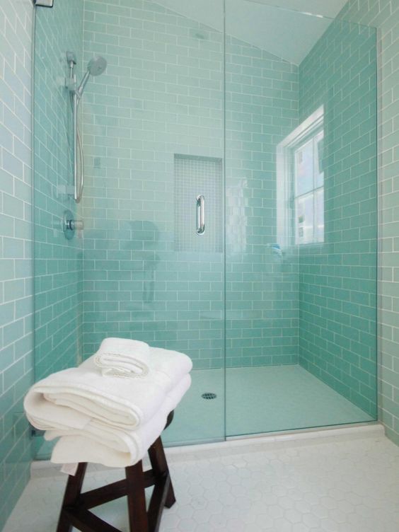 33 Chic Subway Tiles Ideas For Bathrooms - DigsDigs