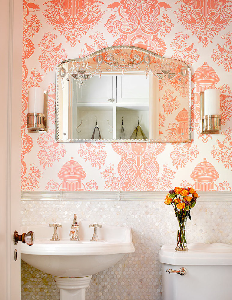 mixing neutral tiles with a bold wallpaper is a great solution for a stylish bathroom (Alan Design Studio)