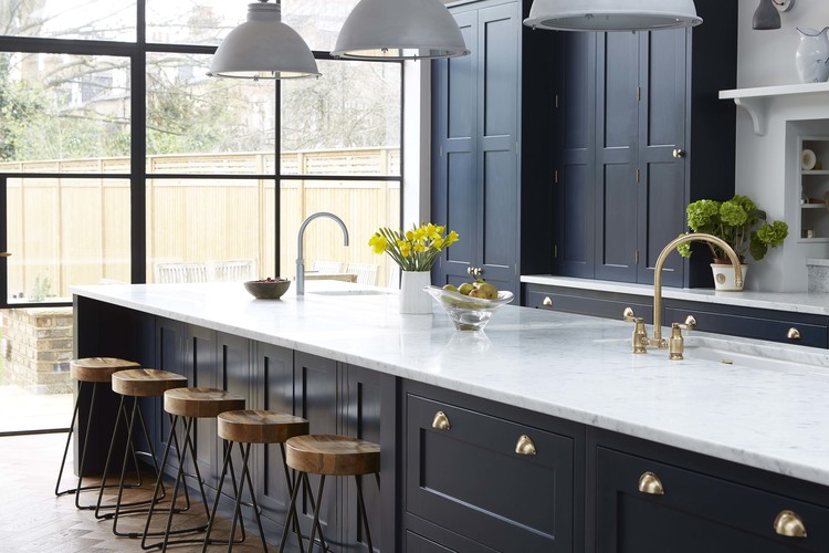 Vintage Navy Kitchen Design With Brass Hardware - DigsDigs