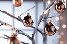 05 matte and glossy mini baubles for winter decor