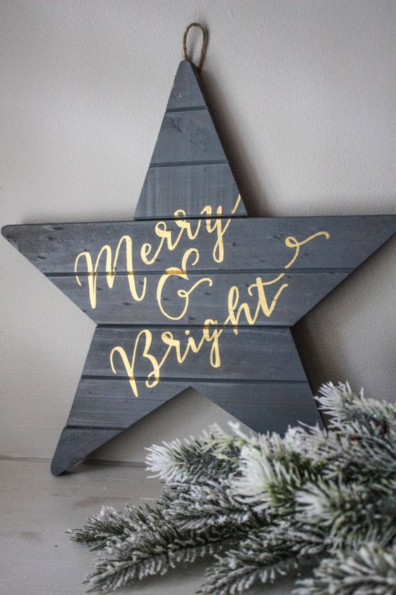 38 reclaimed wood christmas décor ideas - digsdigs