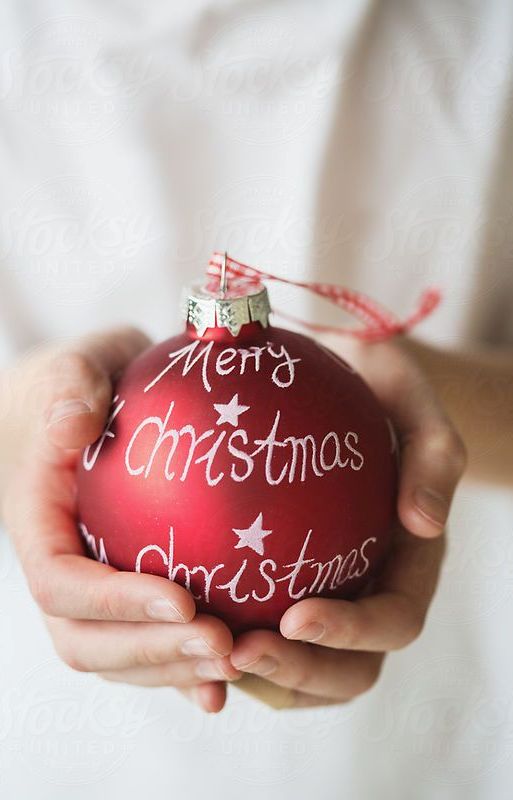 an oversized red and white ornament can be not only a decoration but also a favor
