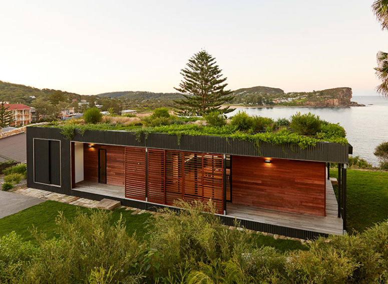 Modern Prefab On A Cliff With Ocean Views