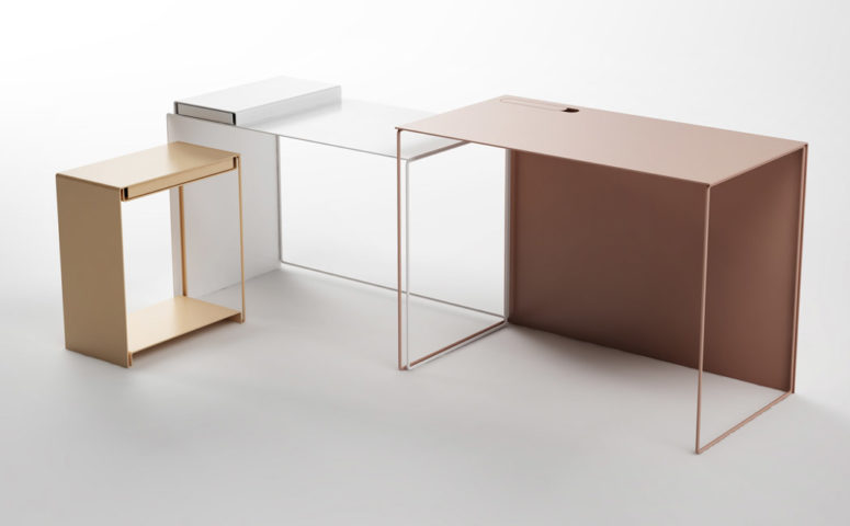 Use every piece as you wish, the desk is ideal both for offices and homes