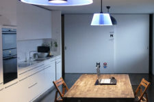 07 The highpower LED functional light can be dimmed and is programmable by the POVLAMP mobile application