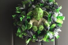 14 Star Wars Yoda wreath of colorful deco mesh