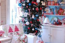 15 upside down Christmas tree looks really whimsical
