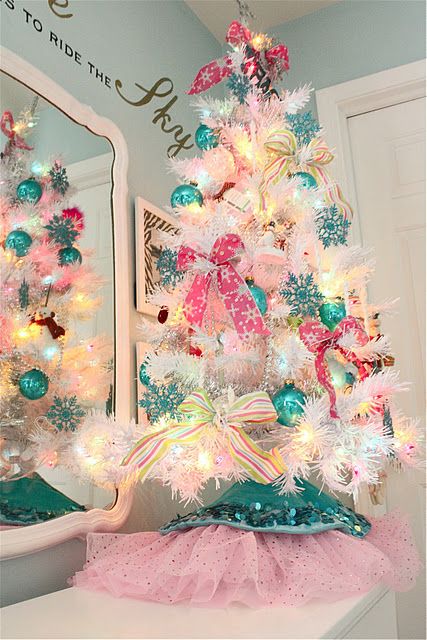 Pink Flocked Christmas Tree 2021