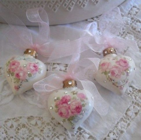 rose and rhinestone heart-shaped ornaments with pink ribbon