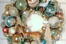 19 vintage Christmas ornament wreath