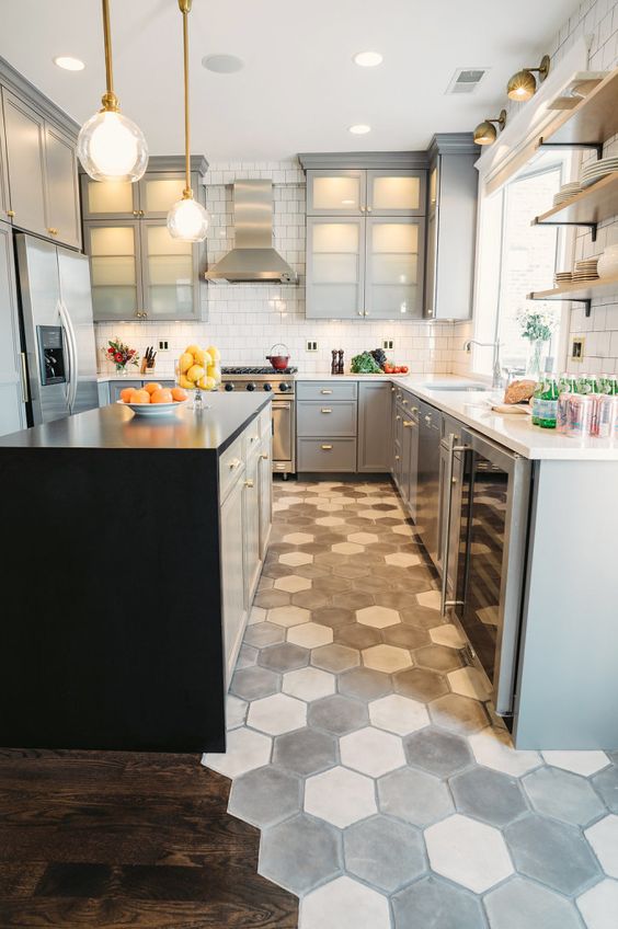 36 Eye-Catchy Hexagon Tile Ideas For Kitchens - DigsDigs