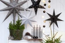 40 giant black, white and grey stars for decorating a modern space