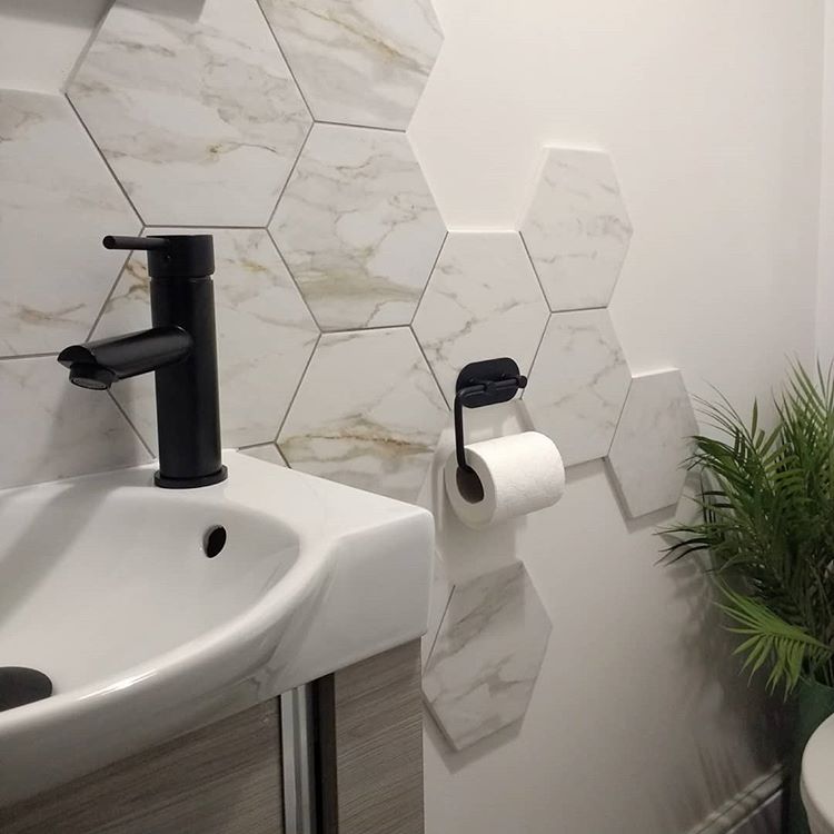 60 Stylish Hexagon Tiles Ideas For Bathrooms DigsDigs