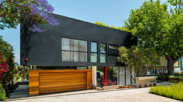 Modern Luxury California Home For Outdoor Living