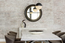 04 Some dark accents like furniture legs, lamps and a mirror frame make the space more stylish and highlight it