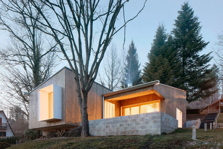 There were used several space-saving solutions to get most of the small floor plan, and the designer succeded with that