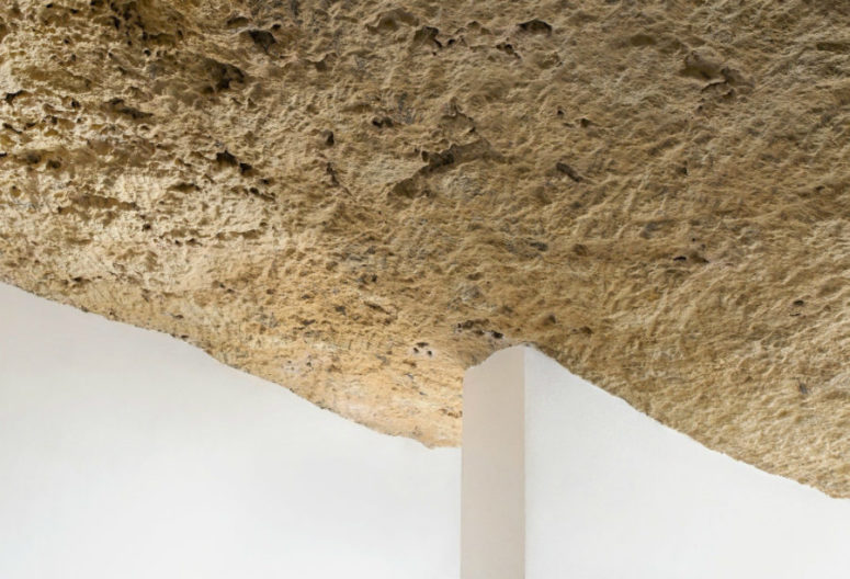 What can be more unique than a natural rock ceiling