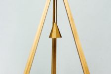 07 Matsumata lamp recreates wooden stakes that guide the growth of young trees