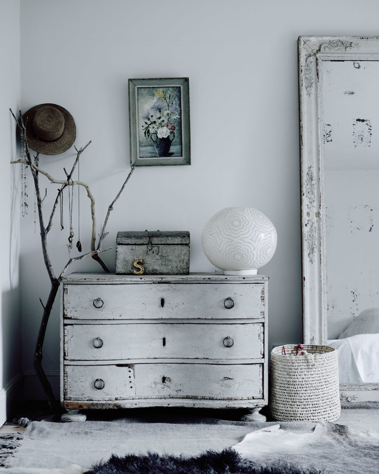 shabby bedroom design The bedroom is shabby and whitewashed, with a sideboard and an oversized mirror, textiles and crochets