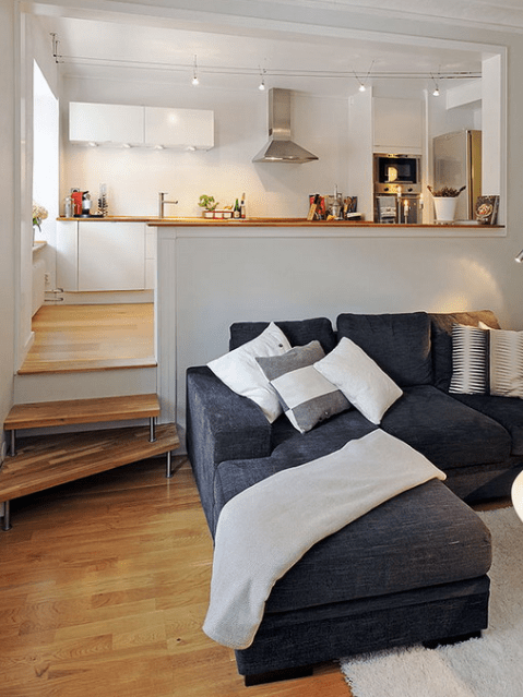 these steps separate the kitchen from the living room perfectly