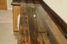 21 polished pallet wood kitchen counter looks stylish