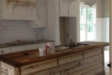 22 shabby kitchen island completely built of pallet wood