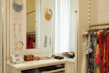 31 pegboard wall for storing jewelry and accessories