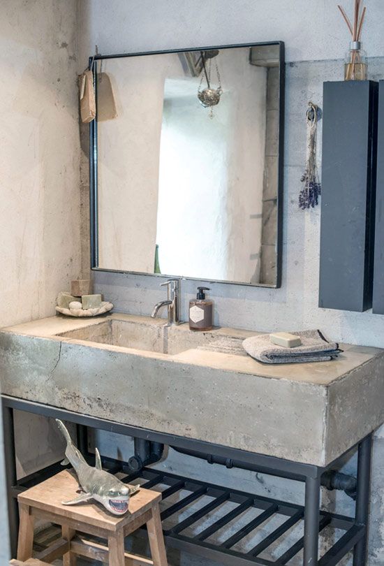 45 Trendy And Chic Industrial Bathroom Vanity Ideas