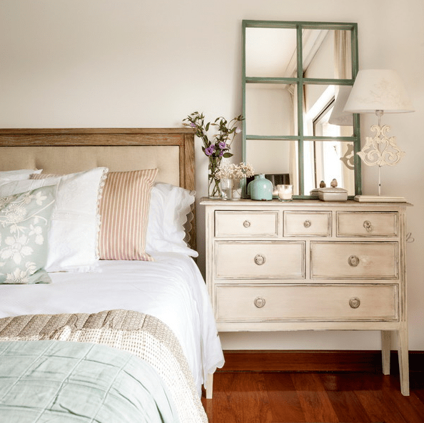 8 Reasons And 28 Examples To Use Vintage Dressers In Your Interior