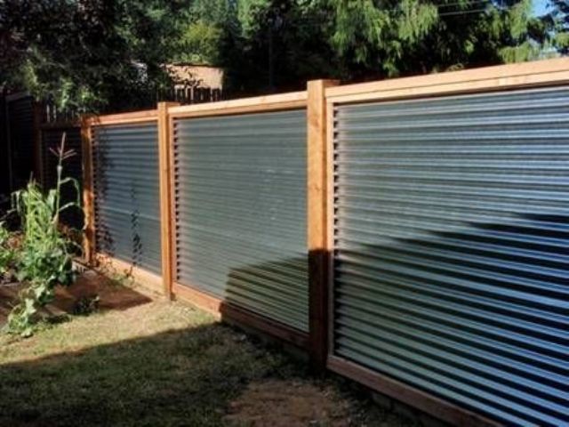 34 Privacy Fence Design Ideas To Get Inspired - DigsDigs